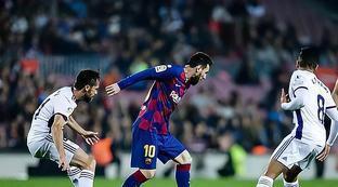 救世主般的 救世主般的