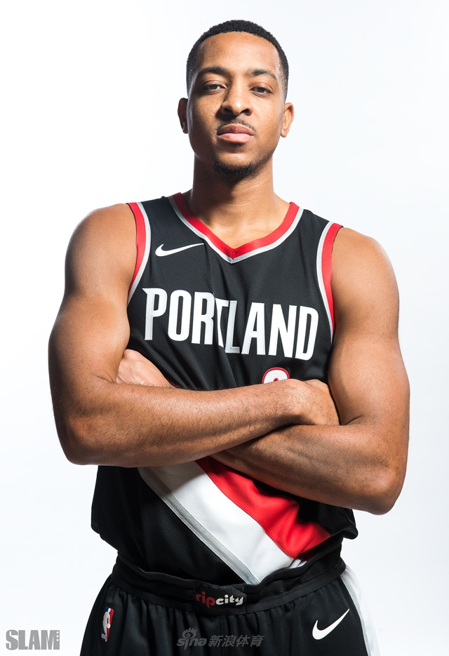 微幅上调2 微幅上调2